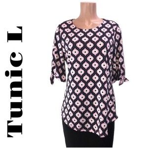 NWT NEW West Loop Shirt Size L Pink White Floral Print Ruffle Sleeve Soft Tunic